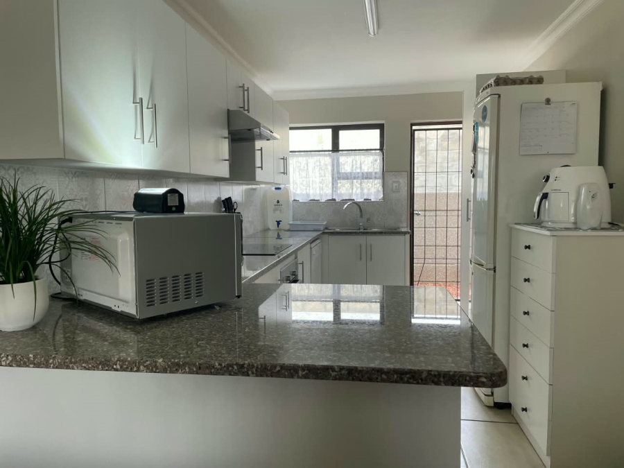 2 Bedroom Property for Sale in Dana Bay Western Cape